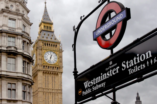 Self Guided Tours London ticket visit photo