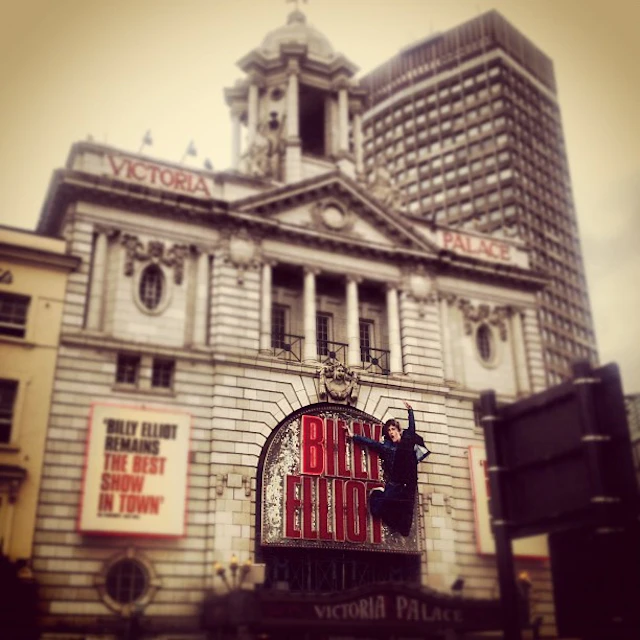 Victoria Palace Theatre ticket visit photo